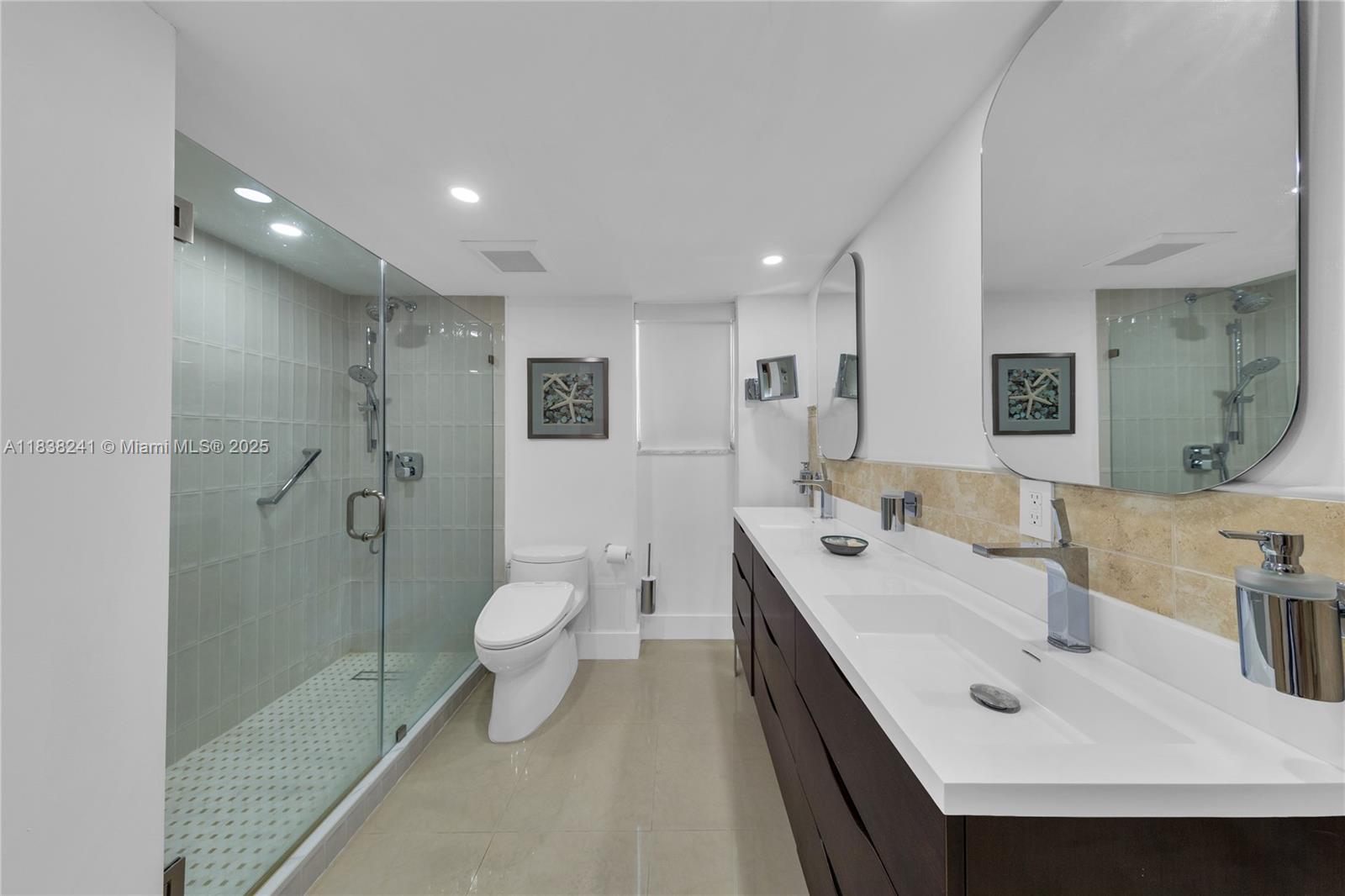 OCEANSIDE PLAZA CONDO - Residential Lease