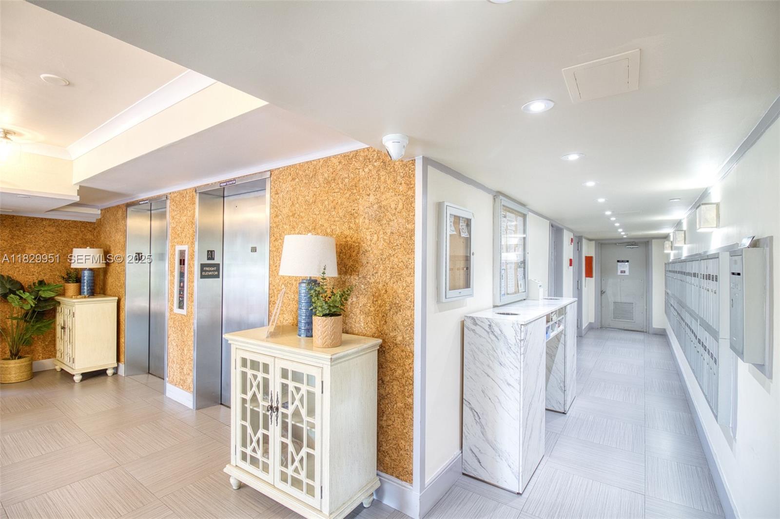 4015 W Palm Aire Dr 506