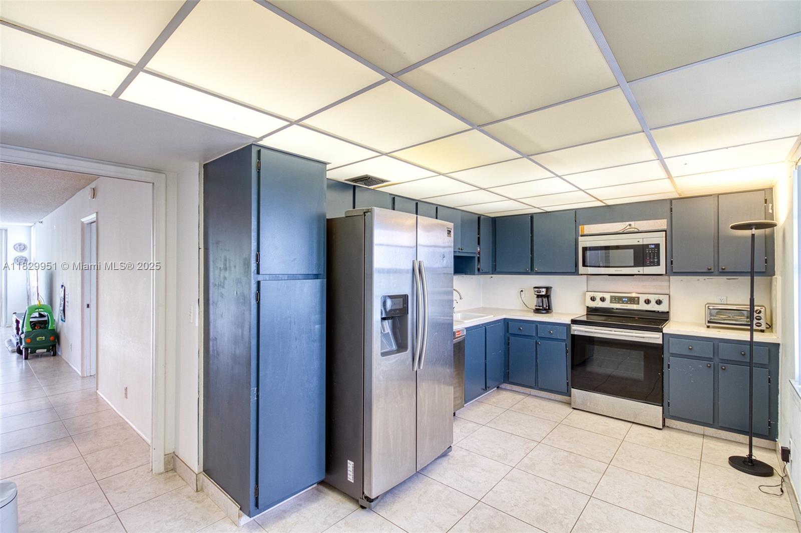 NO 104 PALM-AIRE COUNTRY - Residential