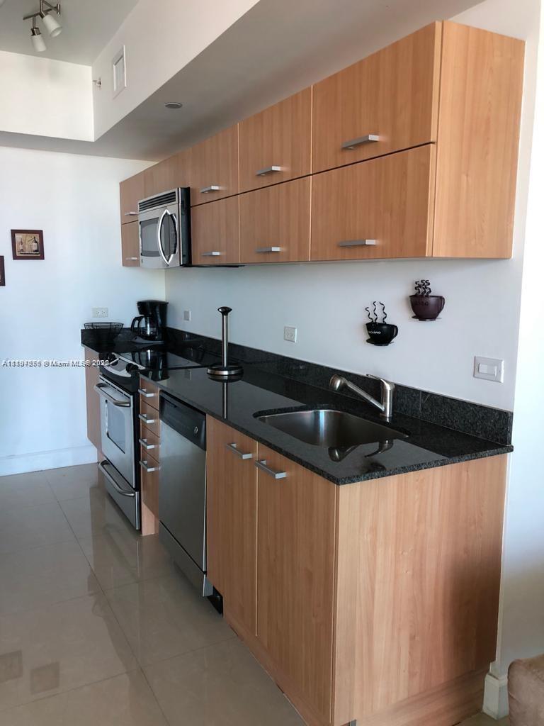 WIND CONDO - Residential Lease