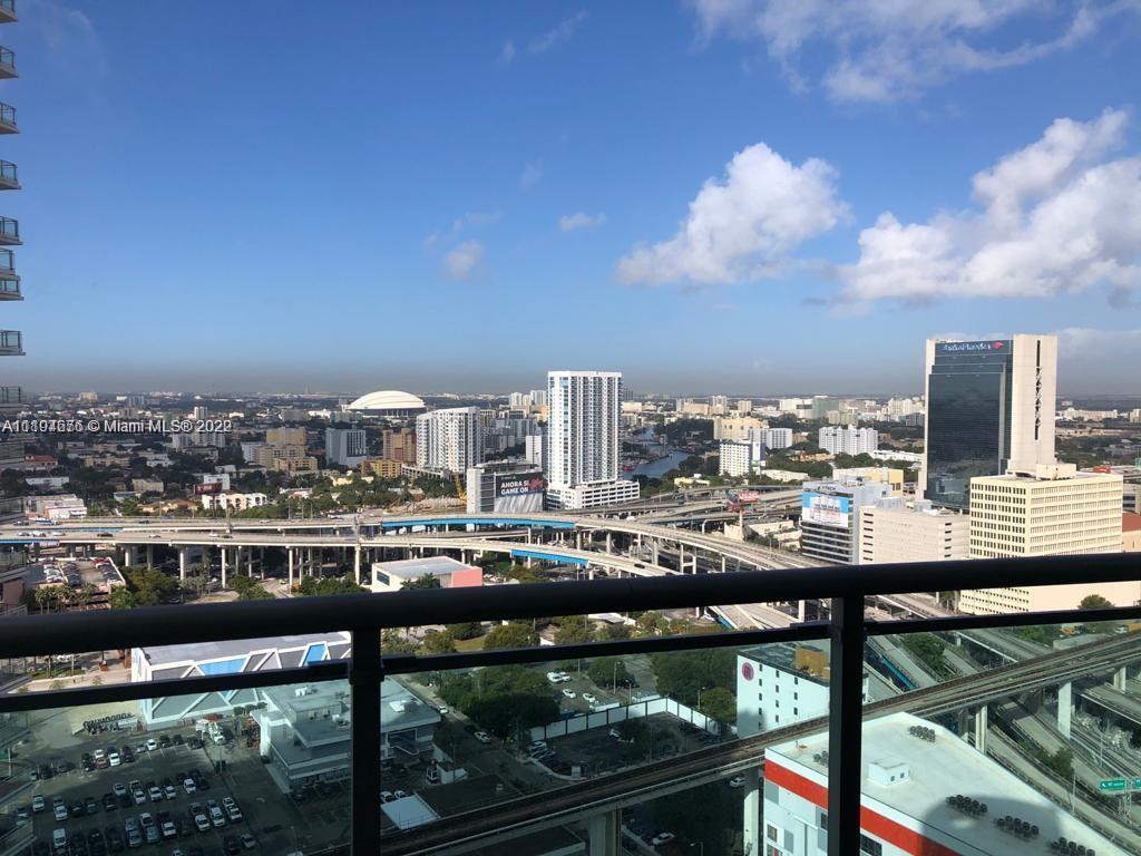 WIND CONDO - Residential Lease