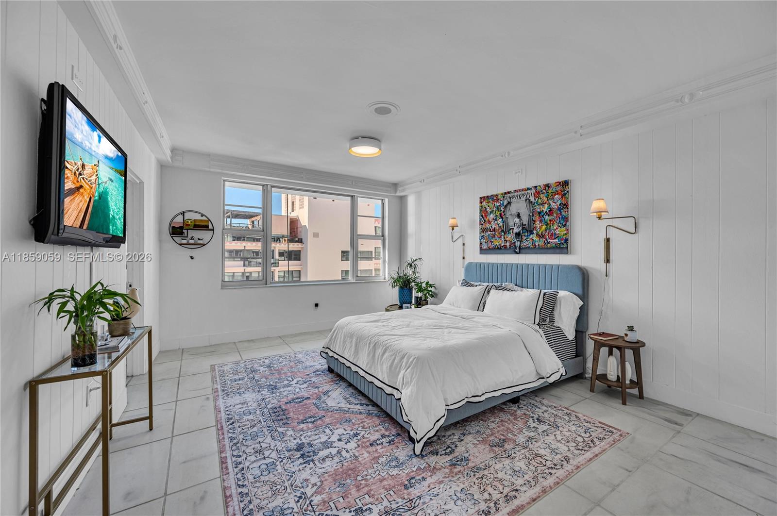 IMPERIAL HOUSE CONDO - Residential