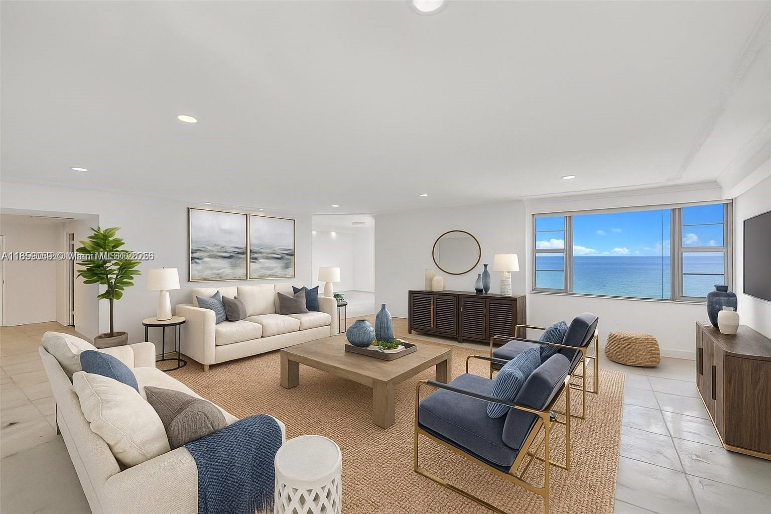 IMPERIAL HOUSE CONDO - Residential