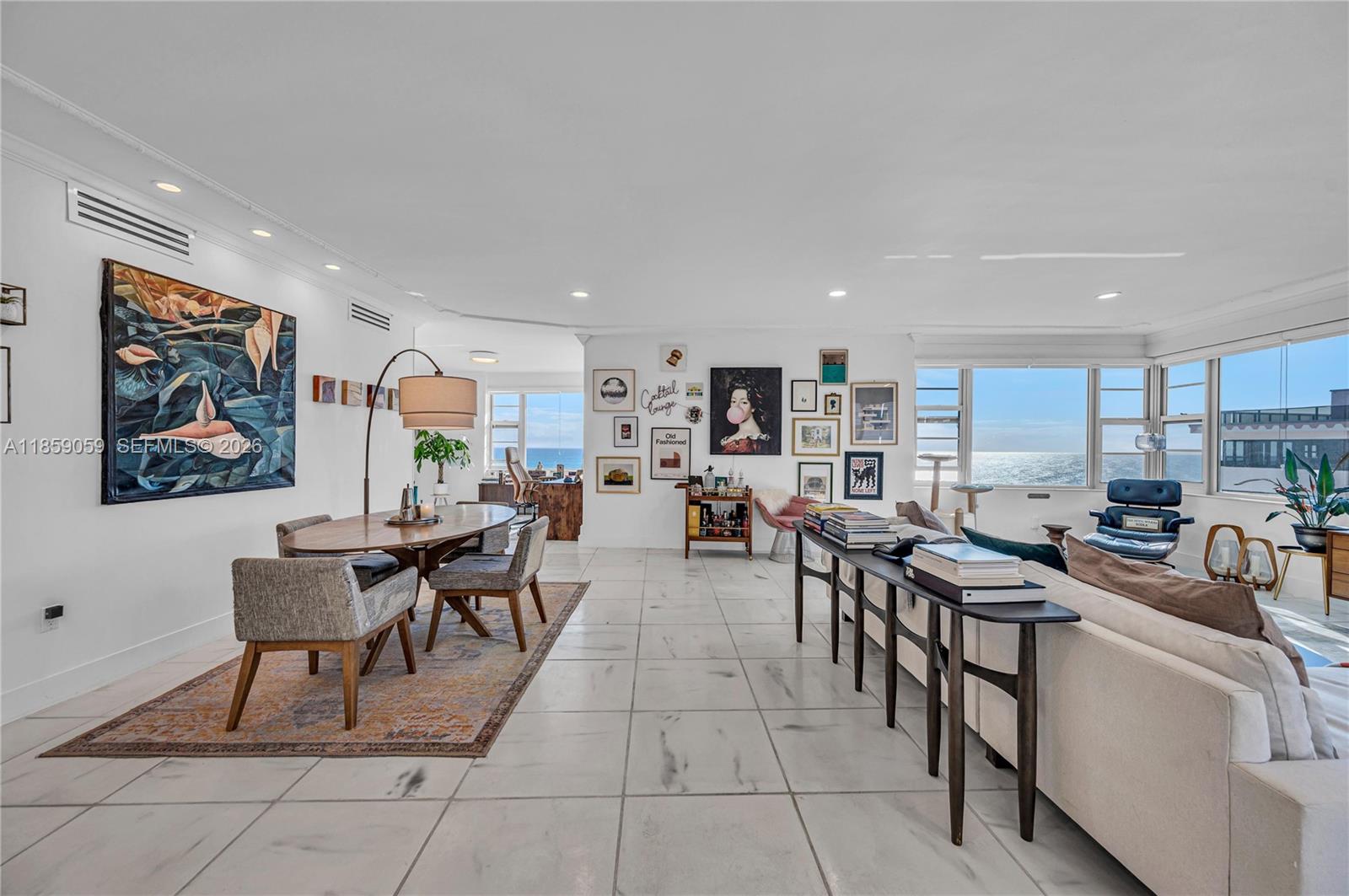 IMPERIAL HOUSE CONDO - Residential