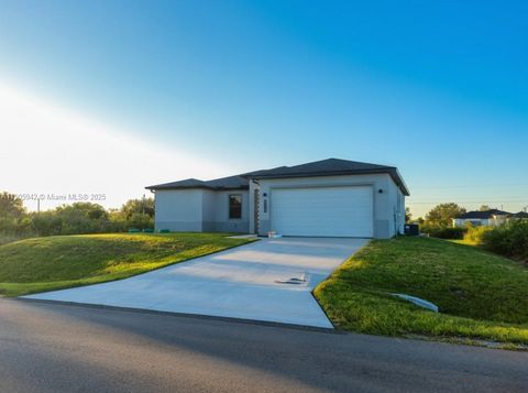 2615 68th st w Lehigh Acres FL 33971