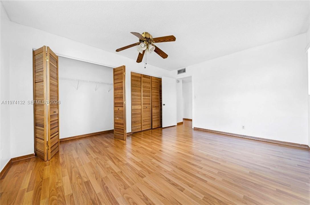 RAMBLEWOOD EAST CONDO - Residential Lease