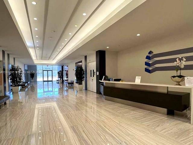 20200 W Dixie Hwy 603