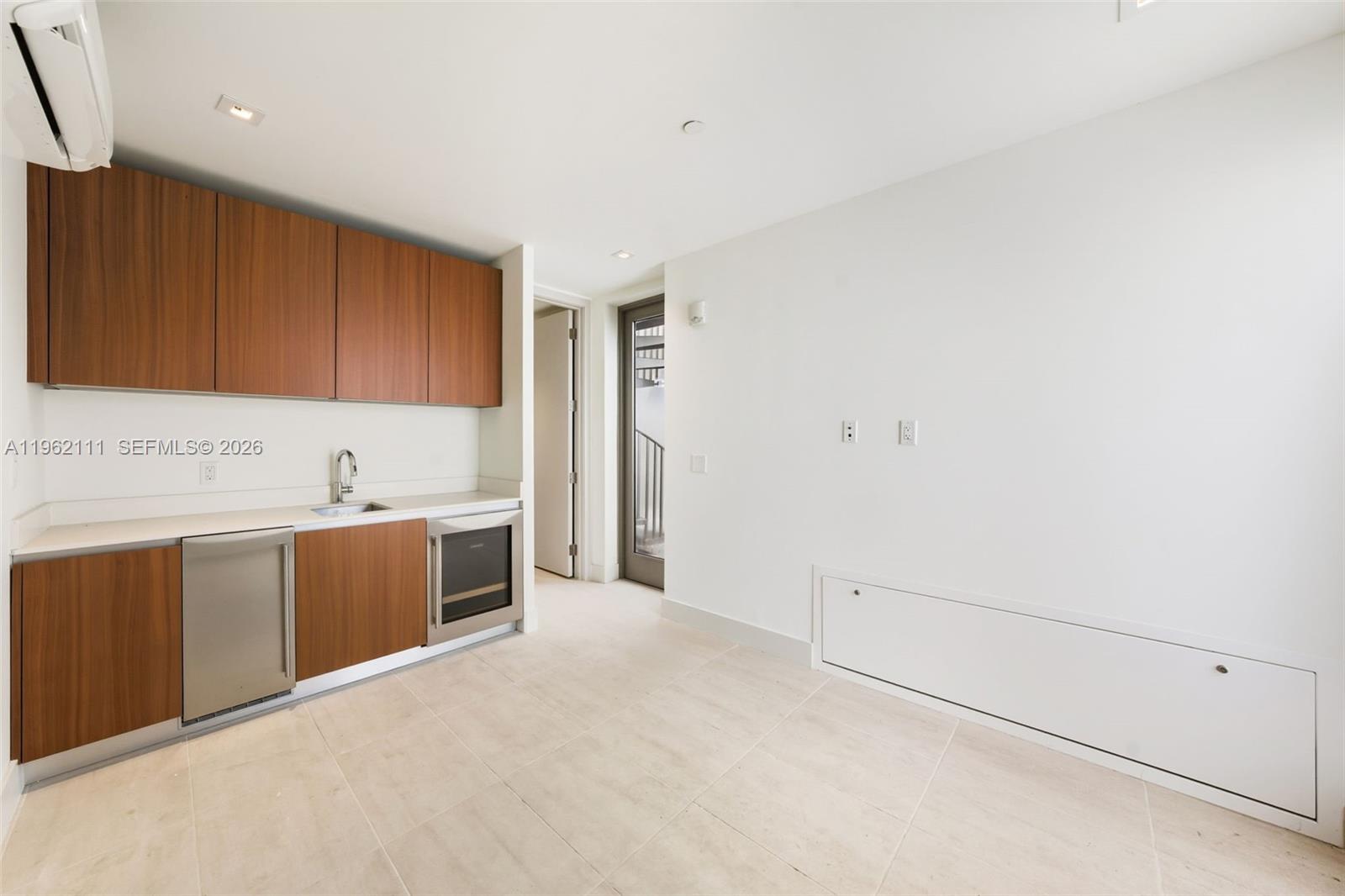 CORAL GABLES BILTMORE SEC - Residential