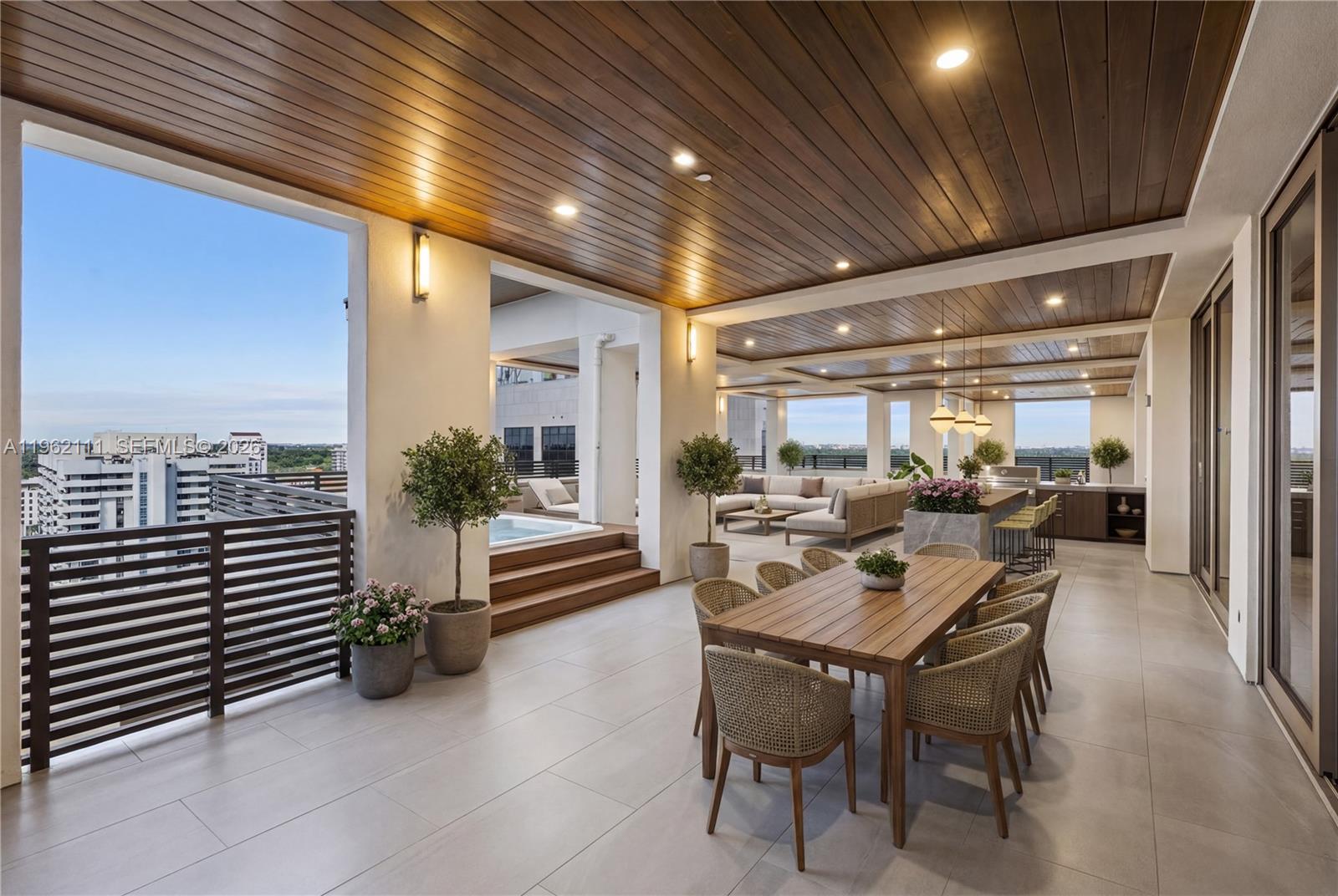 515 Valencia Ave 1301