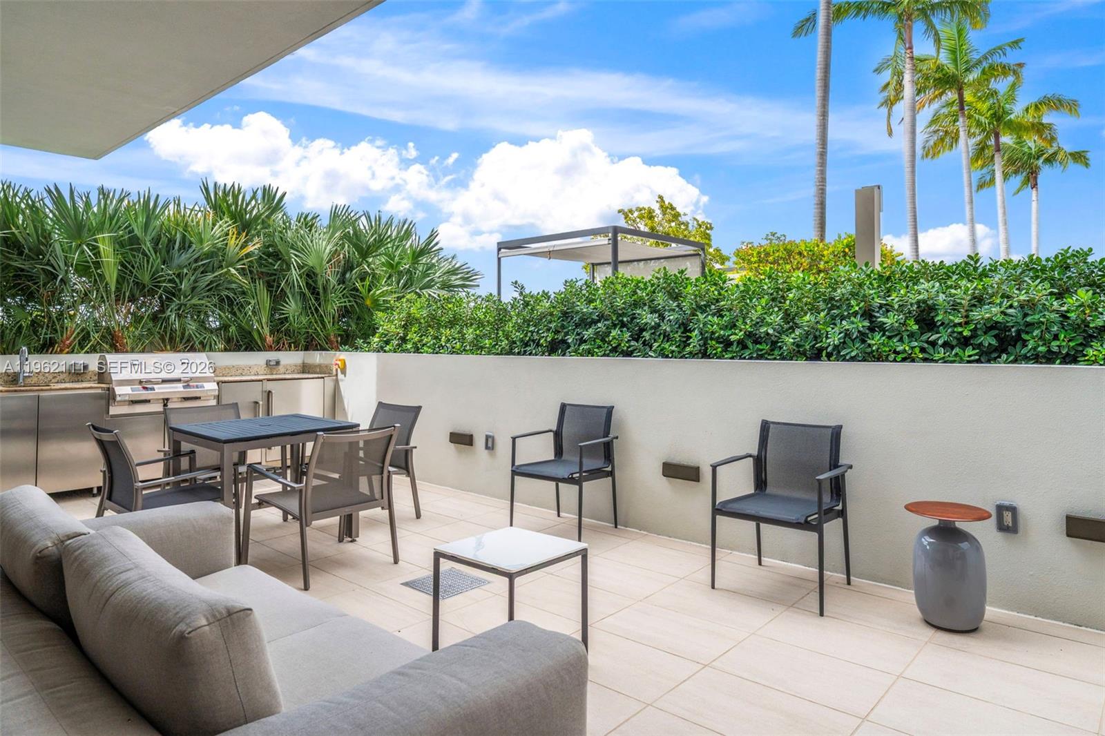 CORAL GABLES BILTMORE SEC - Residential