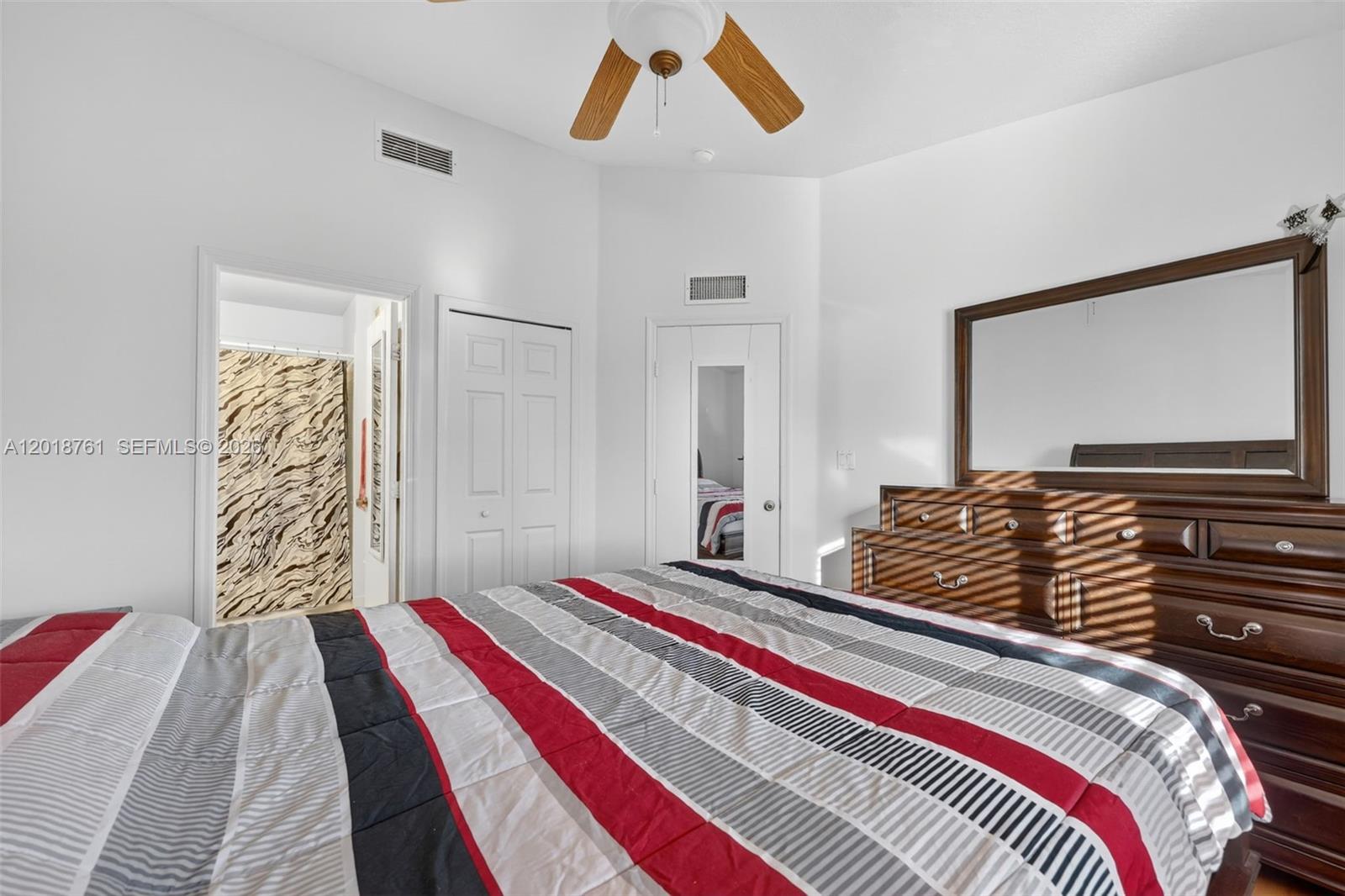 VENETIA GARDENS CONDO - Residential