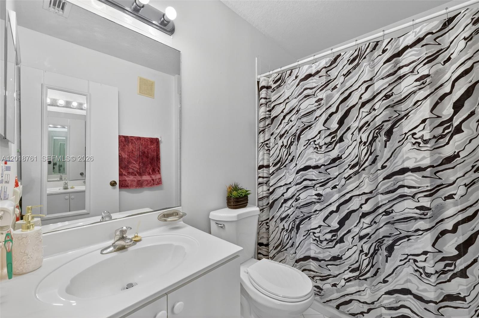 VENETIA GARDENS CONDO - Residential