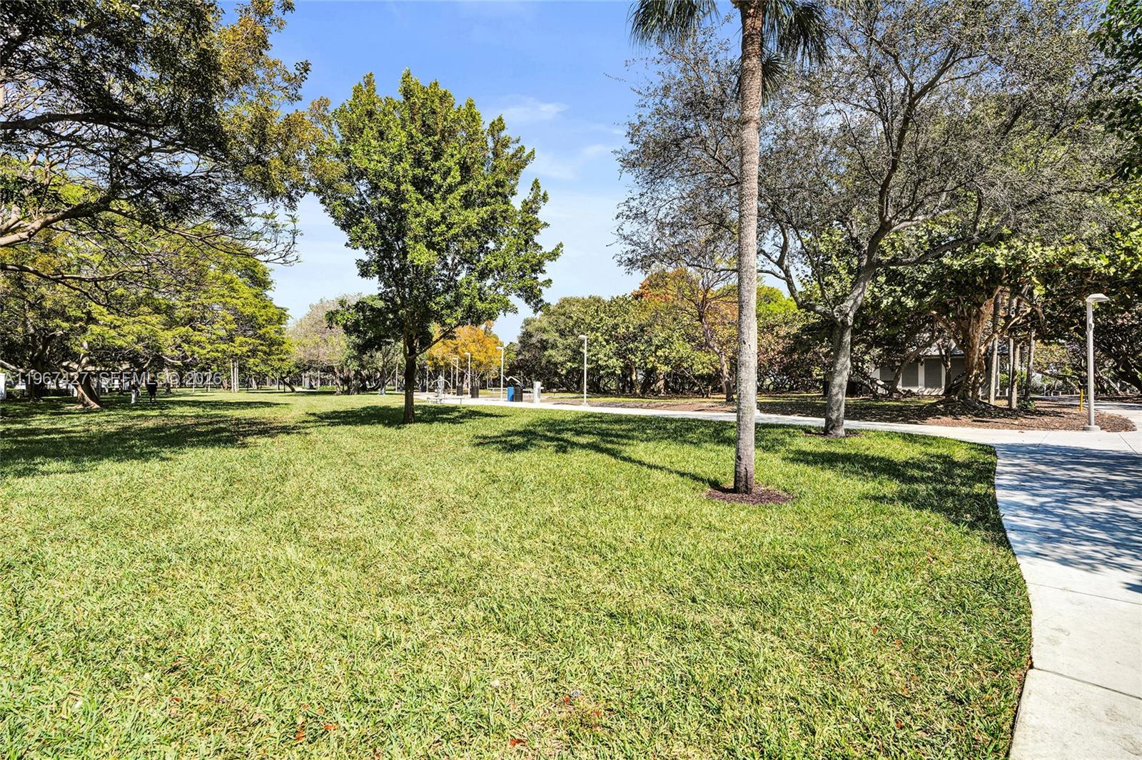 SUNDIAL CONDO - Residential