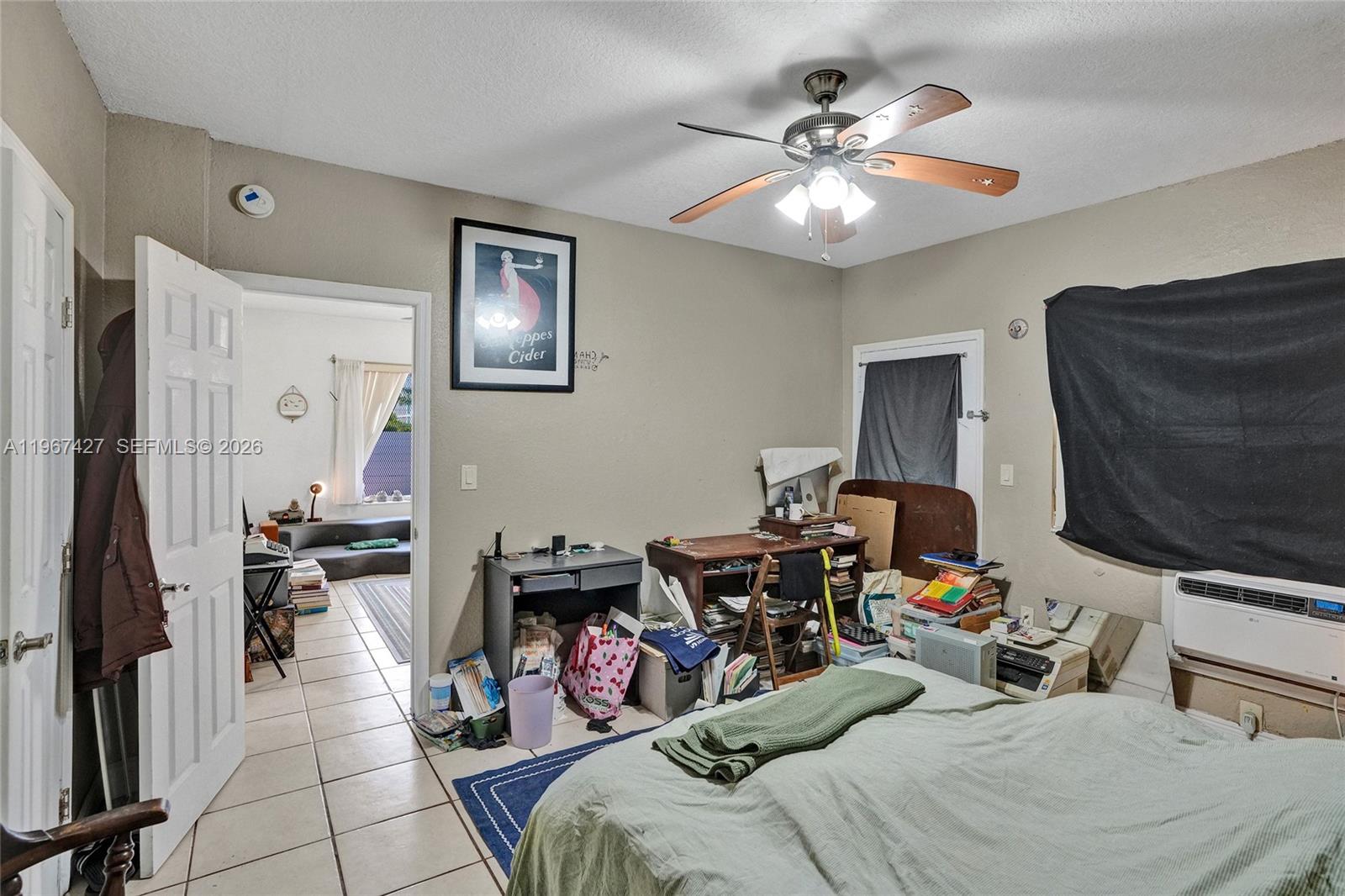 SUNDIAL CONDO - Residential