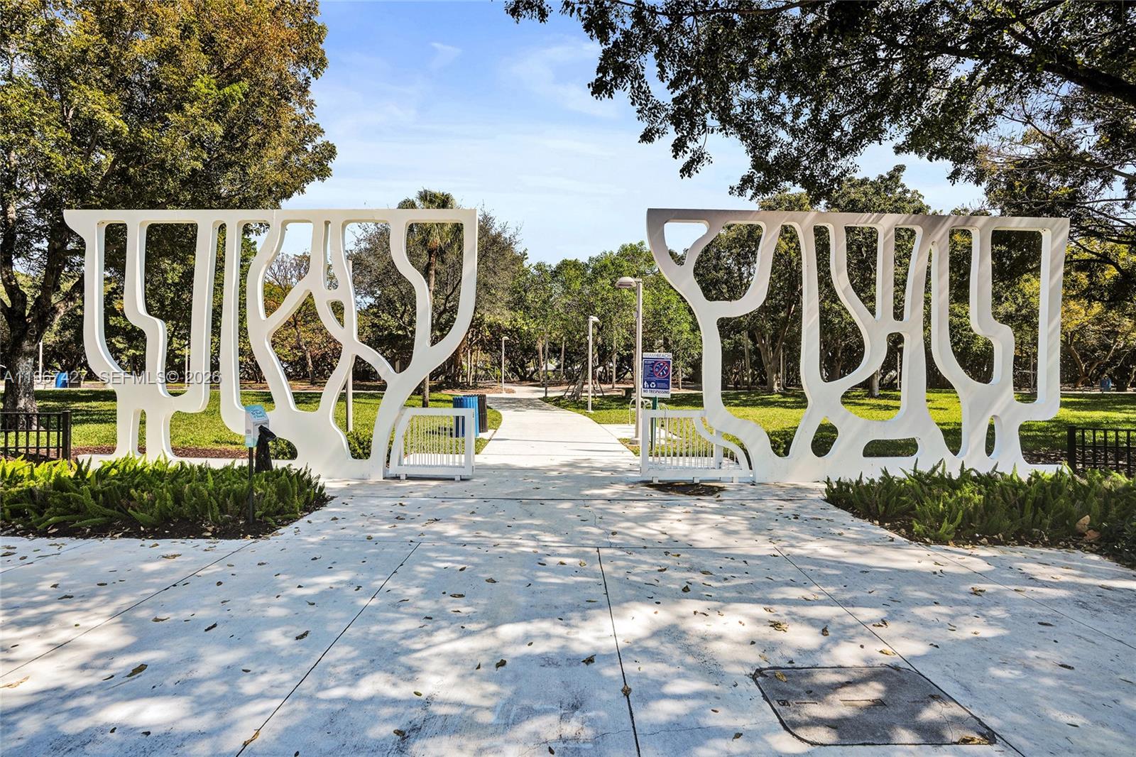 SUNDIAL CONDO - Residential