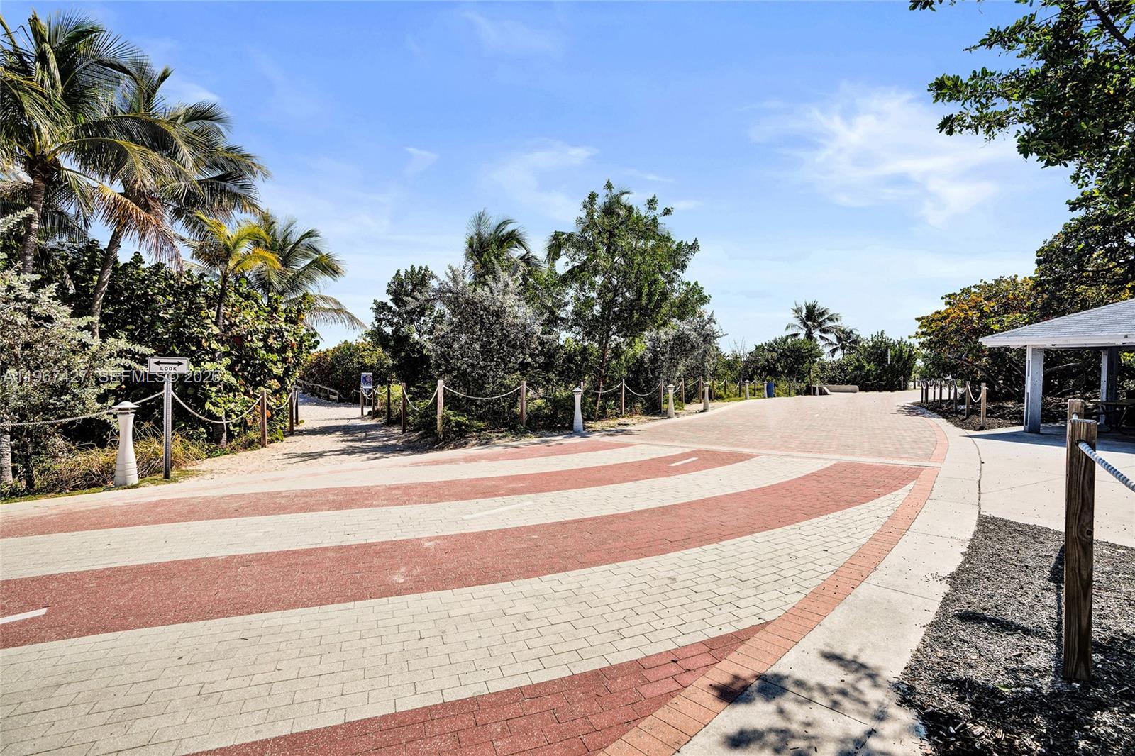 SUNDIAL CONDO - Residential