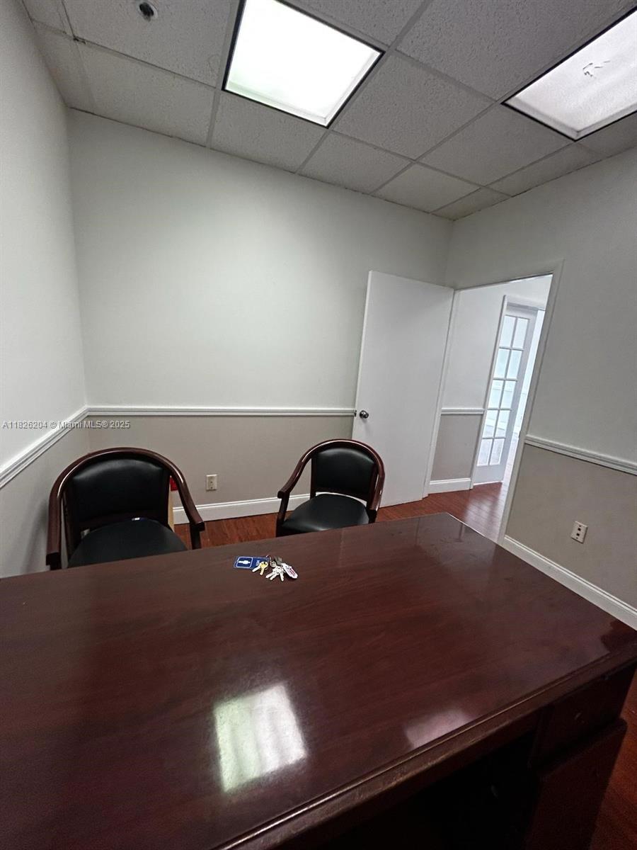 900 W 49th St Suite 504