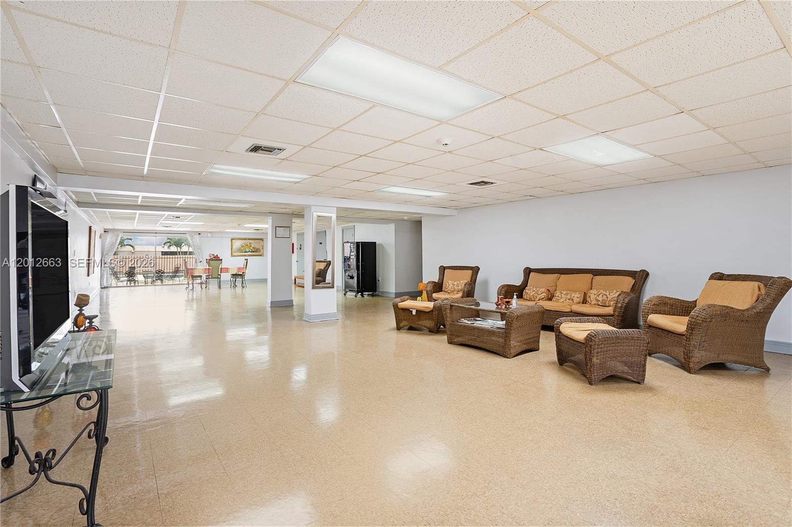 WESTLAND SOUTH CONDO - Residential Lease