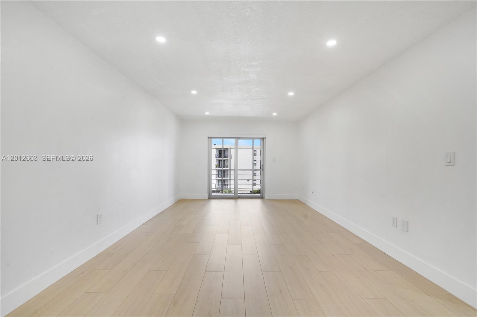 WESTLAND SOUTH CONDO - Residential Lease