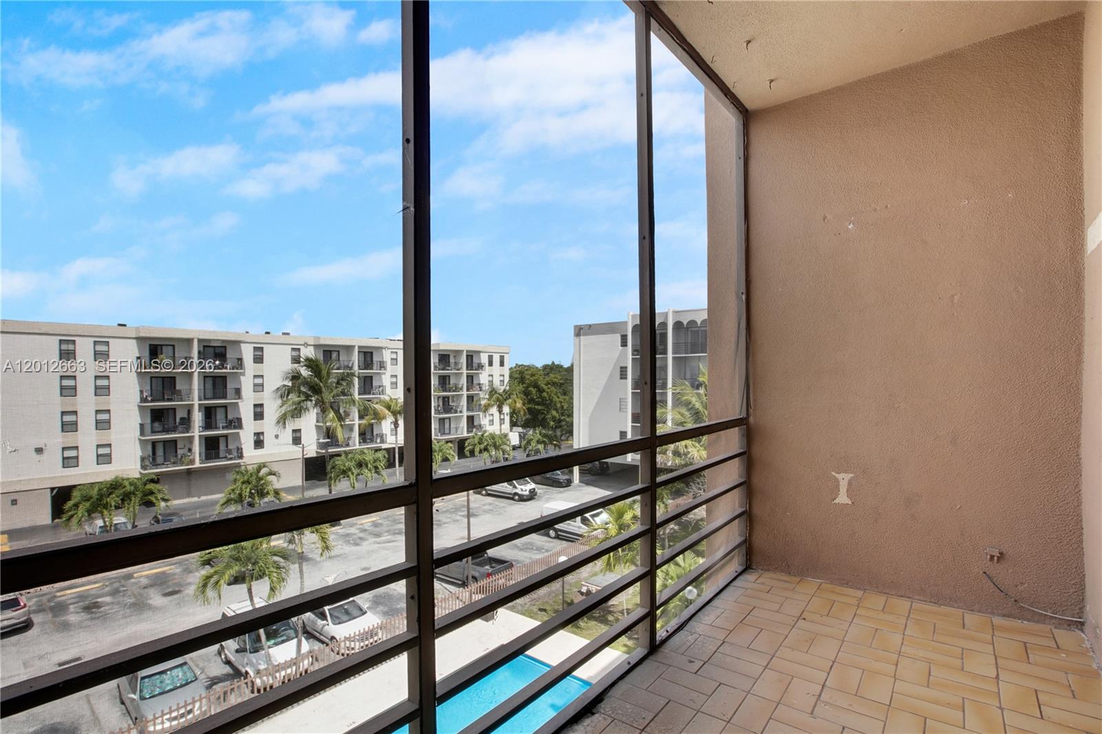 WESTLAND SOUTH CONDO - Residential Lease
