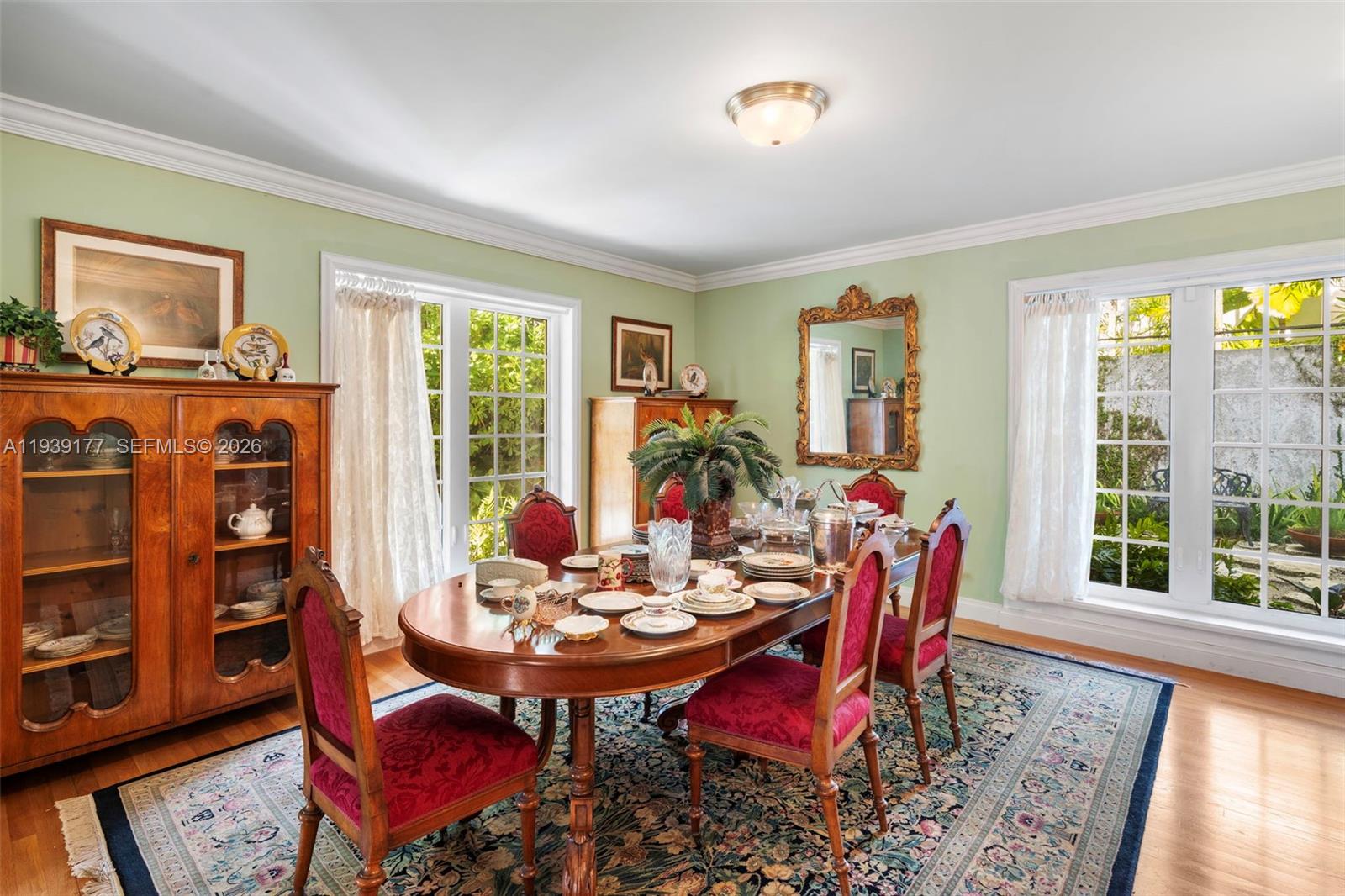 THE MOORINGS - Residential