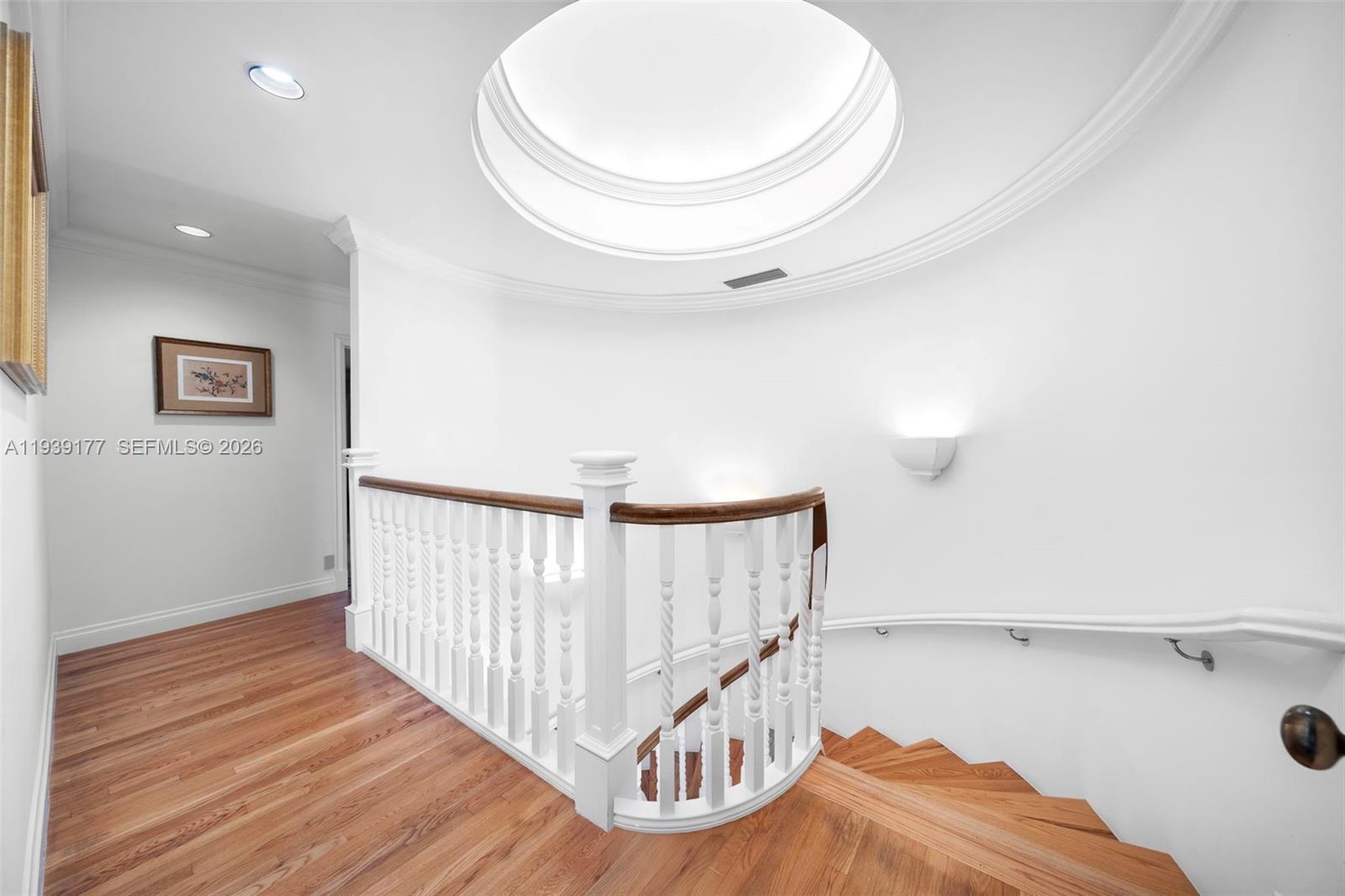 THE MOORINGS - Residential