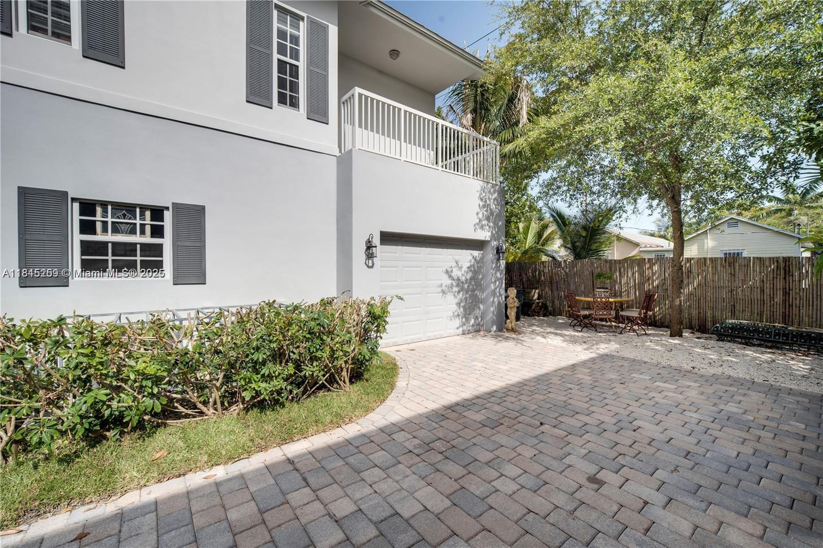 MAC FARLANE HOMESTEAD - Residential Lease