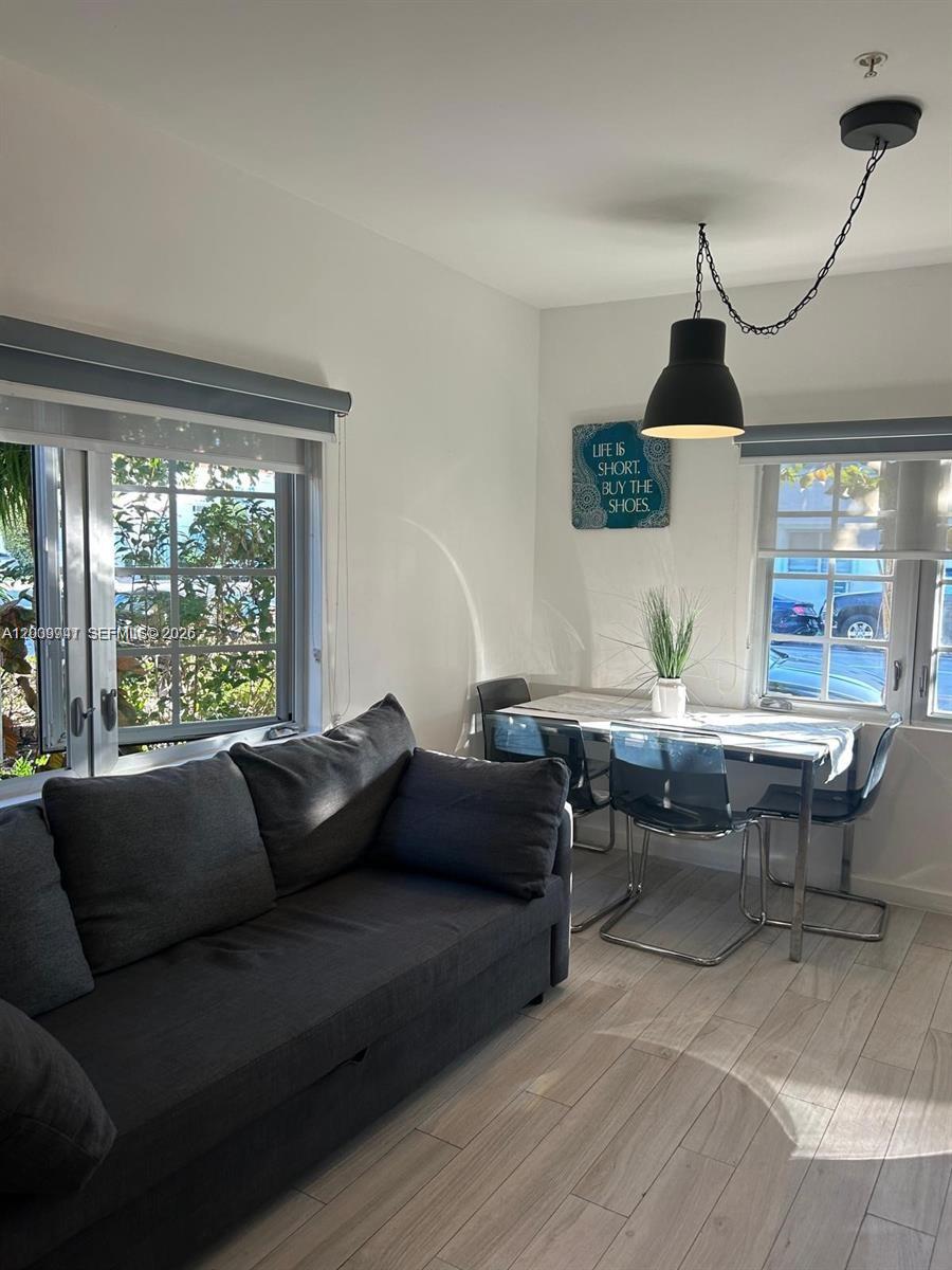 1450 Meridian Ave 101