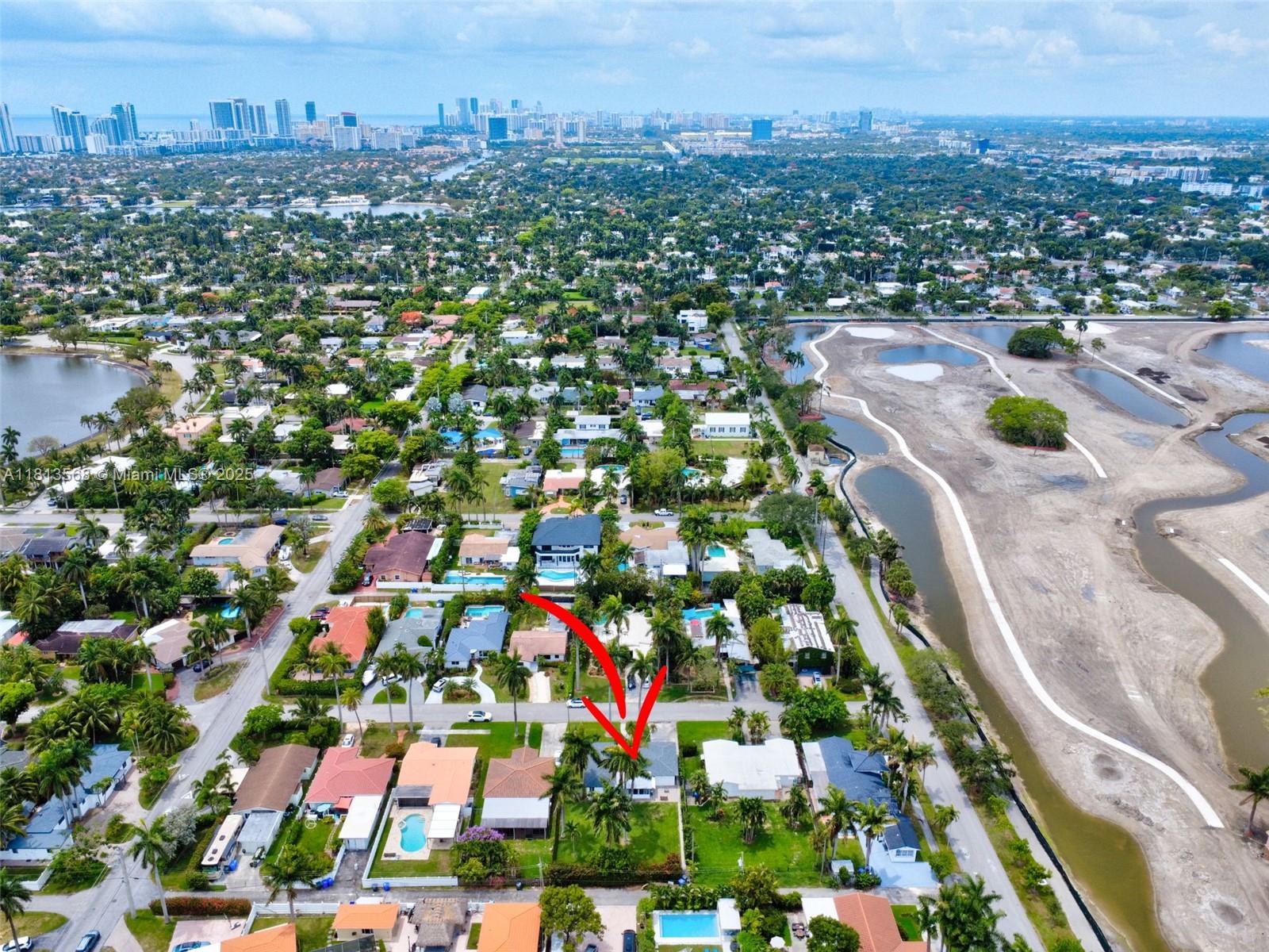 HOLLYWOOD LAKES SECTION - Residential