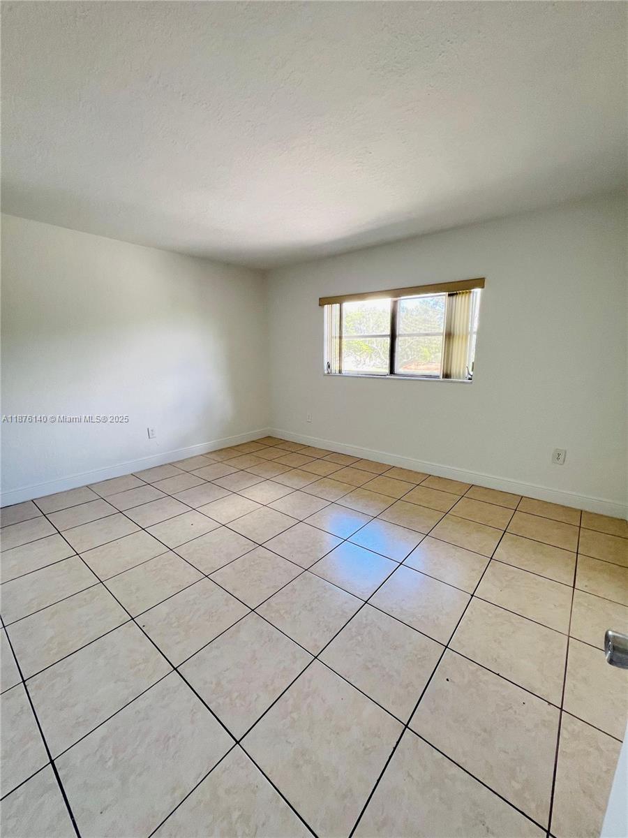 GALLOWOOD CONDO - Residential Lease