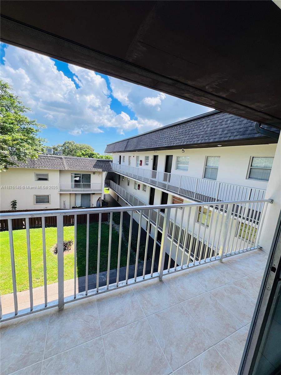 GALLOWOOD CONDO - Residential Lease