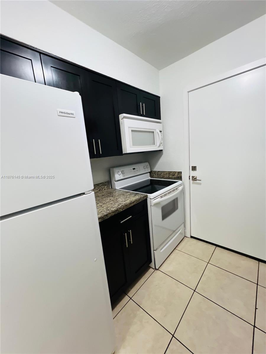 GALLOWOOD CONDO - Residential Lease