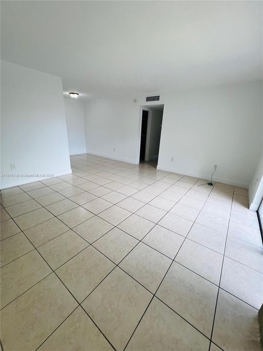 GALLOWOOD CONDO - Residential Lease