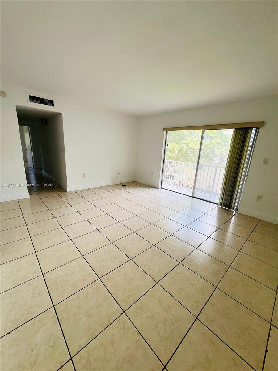 GALLOWOOD CONDO - Residential Lease