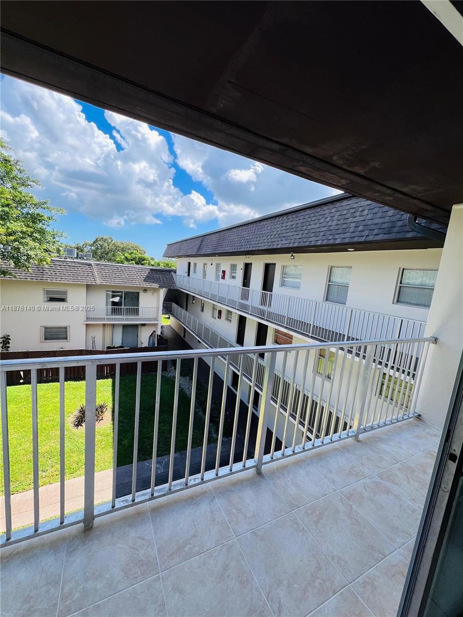 GALLOWOOD CONDO - Residential Lease