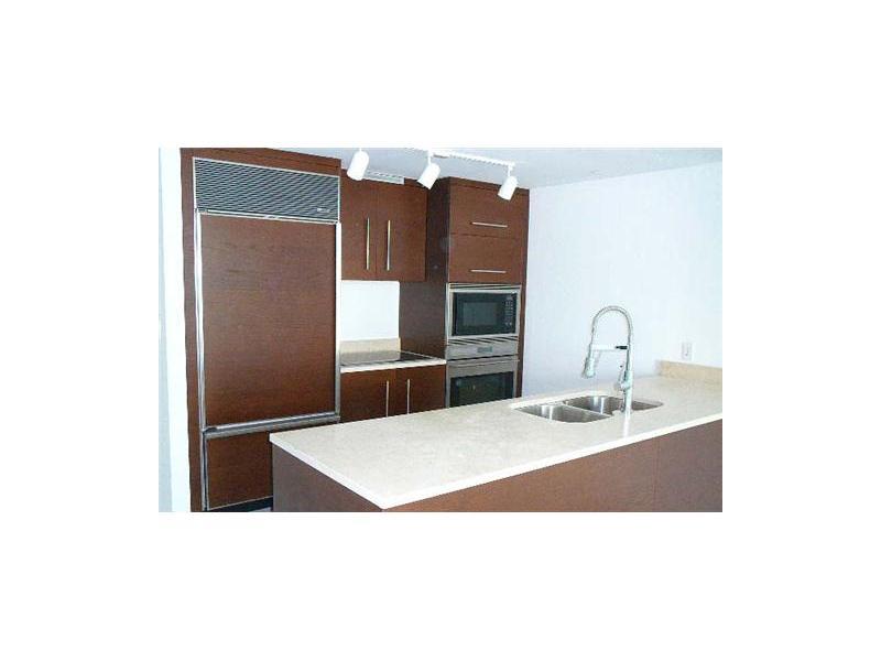 ICONBRICKELL CONDO NO 1 - Residential Lease