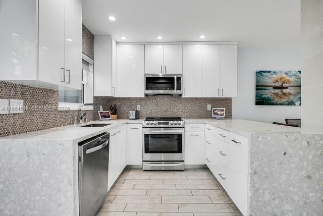 MANOR GROVE VILLAGE THREE - Residential