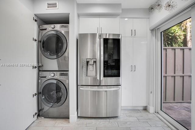 MANOR GROVE VILLAGE THREE - Residential