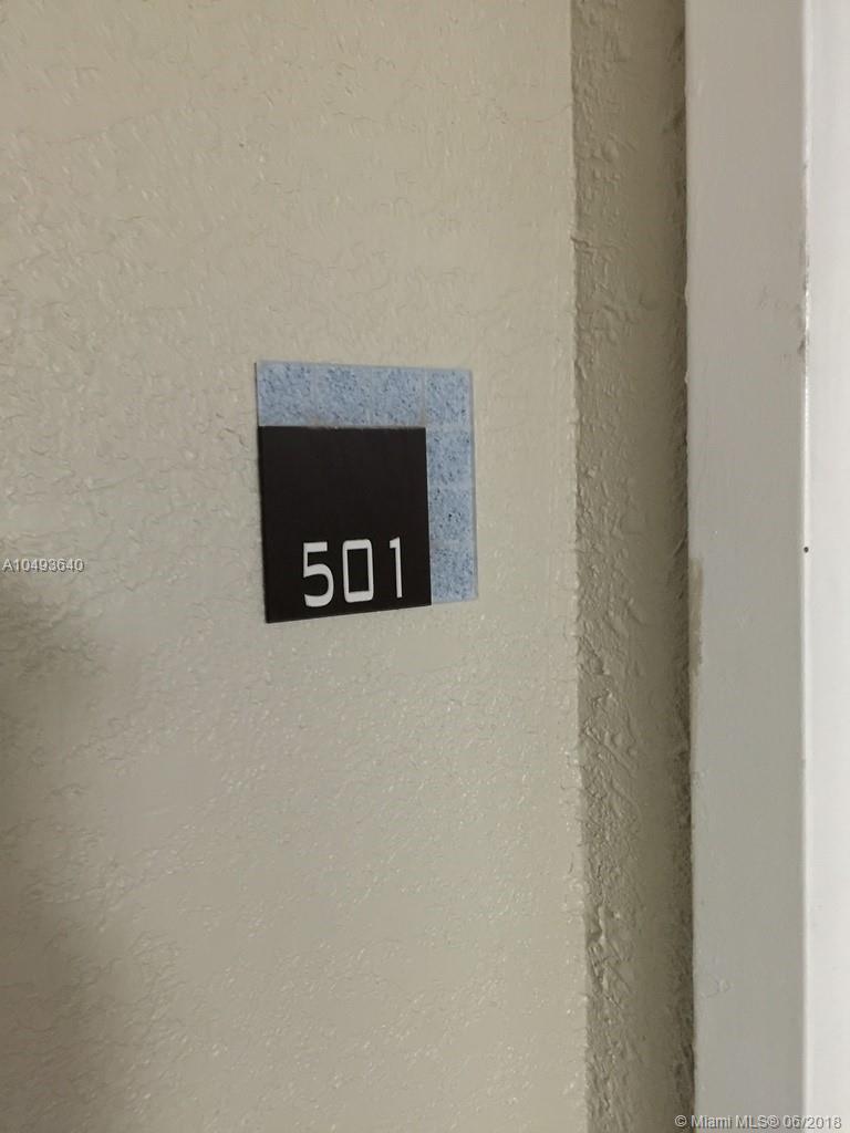 MONTECARLO CONDO - Residential