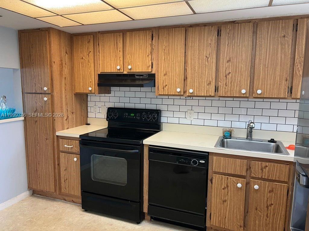 POINCIANA LAKES CONDO - Residential