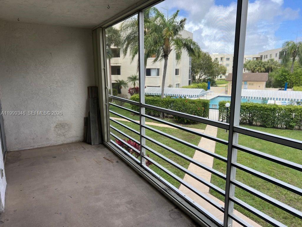 POINCIANA LAKES CONDO - Residential