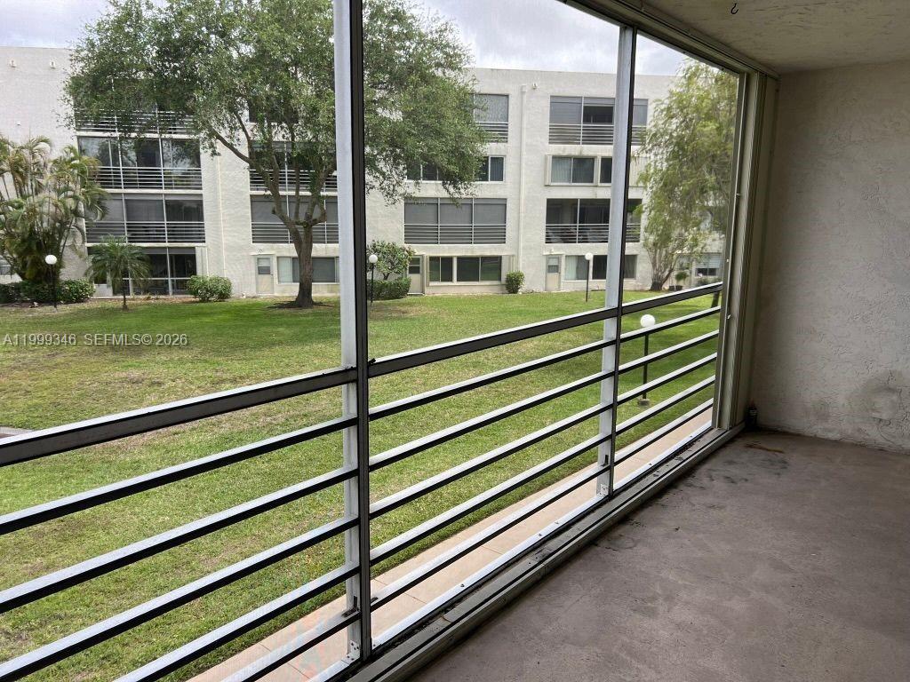 POINCIANA LAKES CONDO - Residential