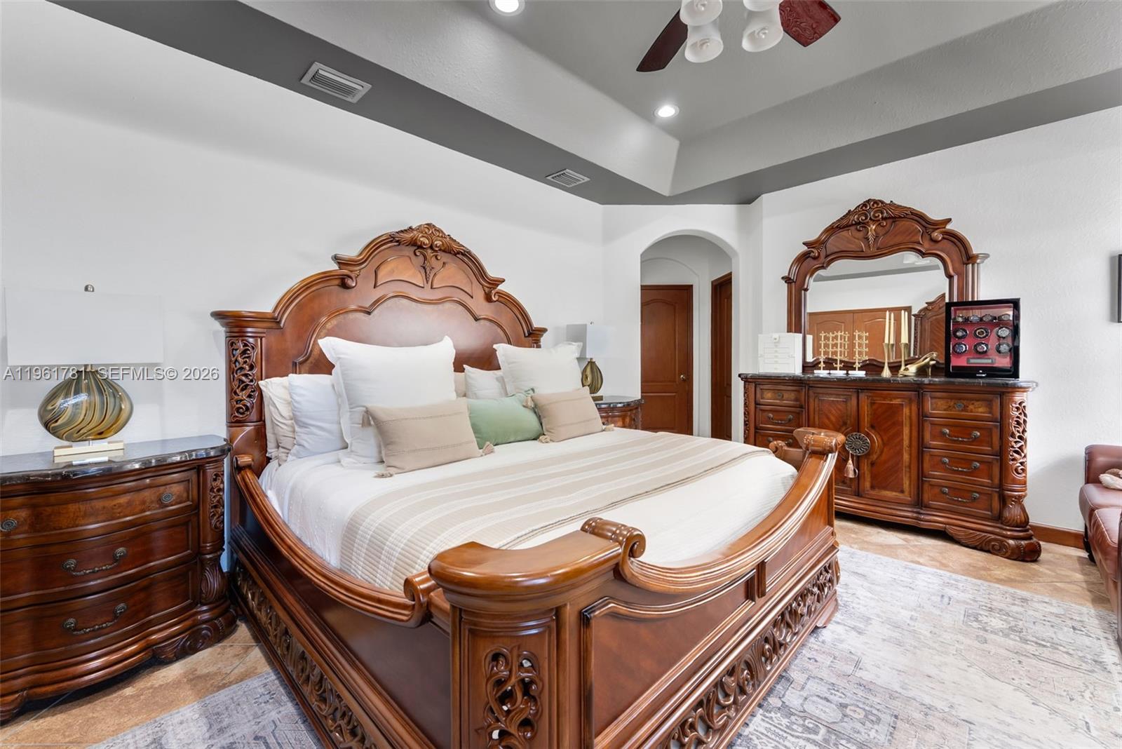 CENTURY GARDENS - Residential