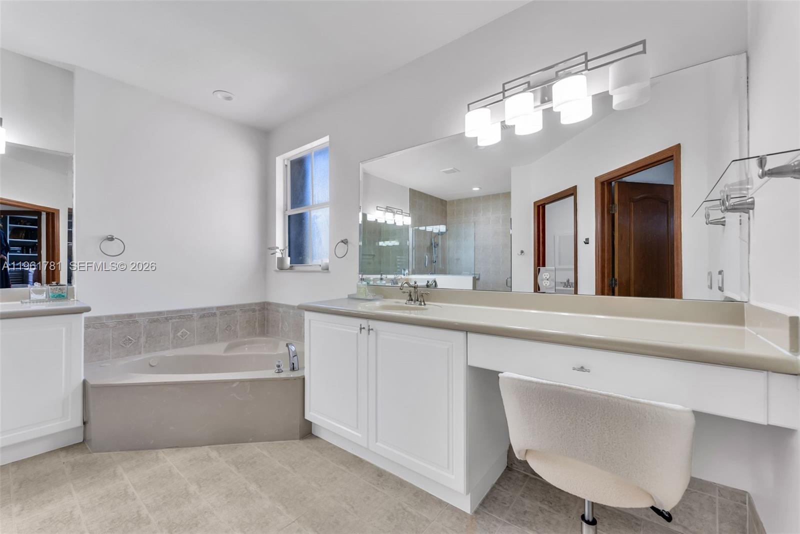 CENTURY GARDENS - Residential