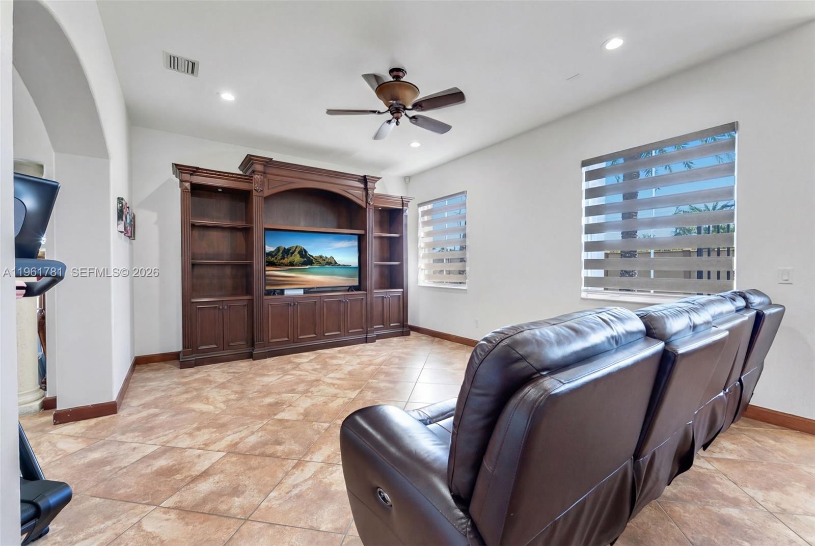 CENTURY GARDENS - Residential