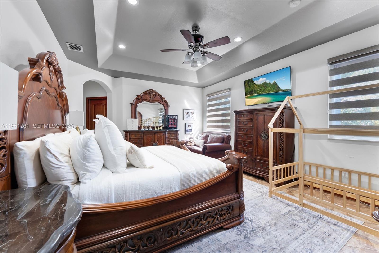 CENTURY GARDENS - Residential