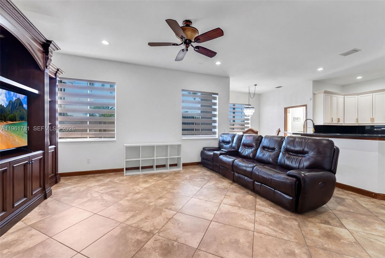 CENTURY GARDENS - Residential