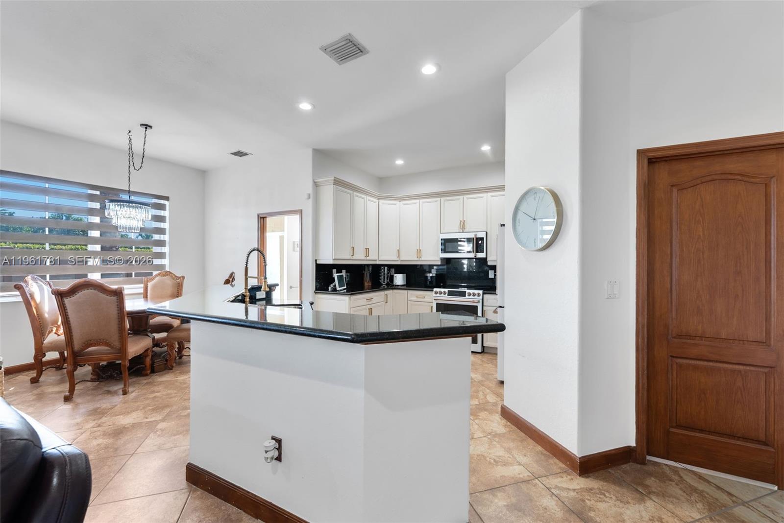 CENTURY GARDENS - Residential