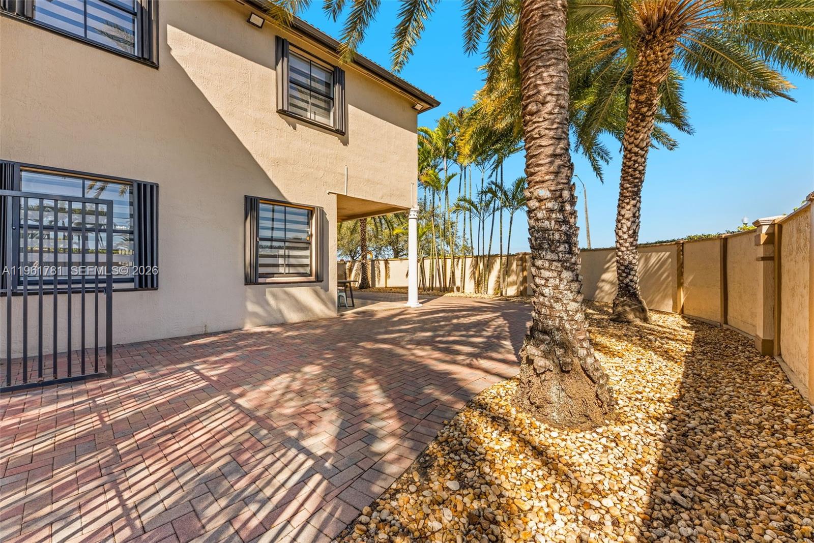 CENTURY GARDENS - Residential