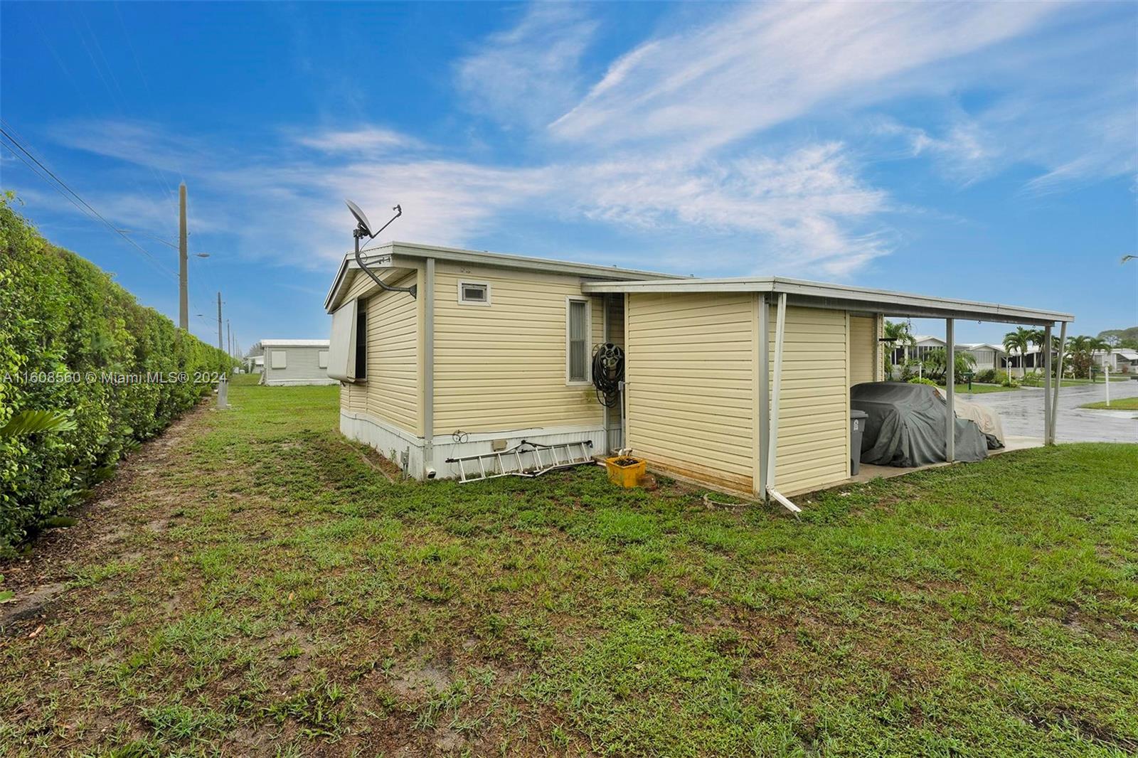 JAMAICA BAY MOBILE HOME C - Residential